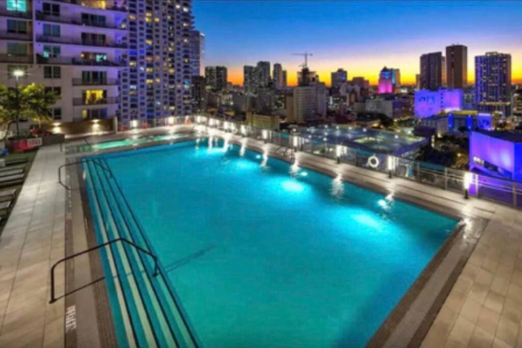 Vibrant Studio Downtown Miami Leilighet Eksteriør bilde